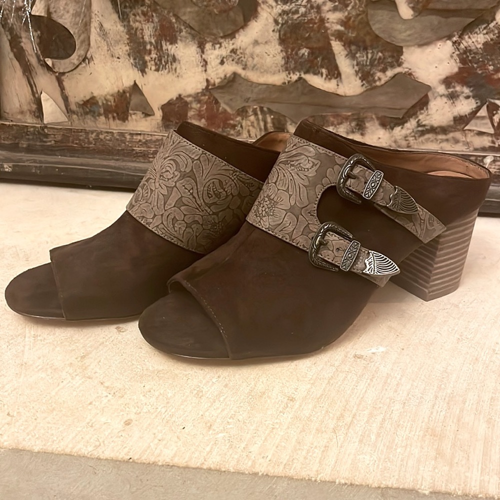 Brown, Yellowbox Slip Inside With Heel Size 8.5, … - image 1